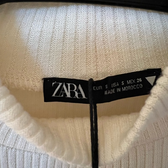 NWT Zara Ribbed Mock Neck Top Beige Taupe Taffeta Puff Sleeves Small - Picture 3 of 5